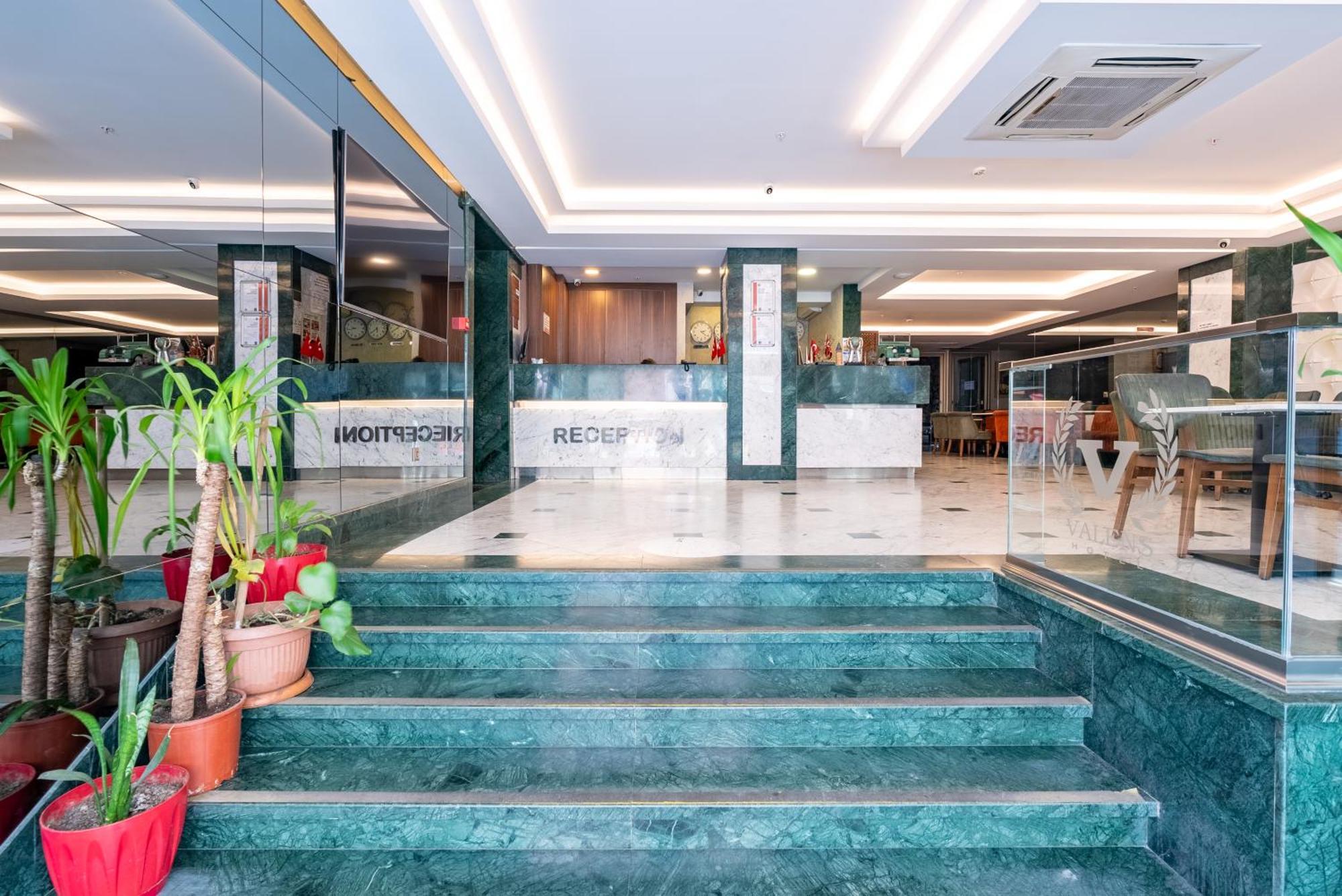 Valens Hotel Downtown Стамбул Экстерьер фото